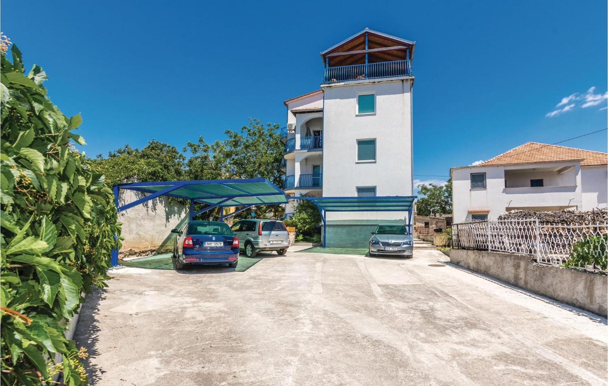 Amazing Apartment In Pakostane Exterior photo